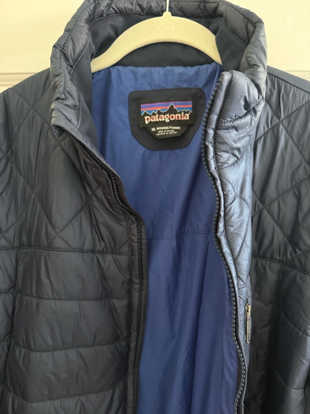 Patagonia Radalie Women's Navy Quilted Long Puffer Coat XL - Picture 8 of 14